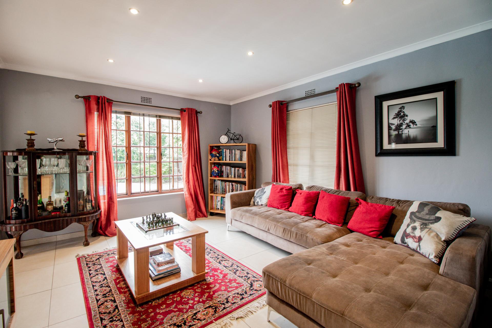 3 Bedroom House for Sale For Sale in Bothasig MR578510