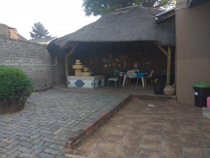 3 Bedroom Freehold Residence to Rent in Mondeor - Property to rent - MR578602