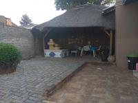  of property in Mondeor