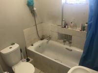 Bathroom 1 - 5 square meters of property in Rugby