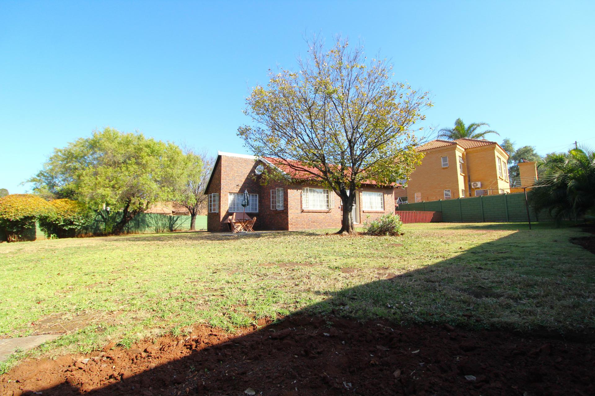 2 Bedroom House for Sale For Sale in Lyttelton Manor MR578