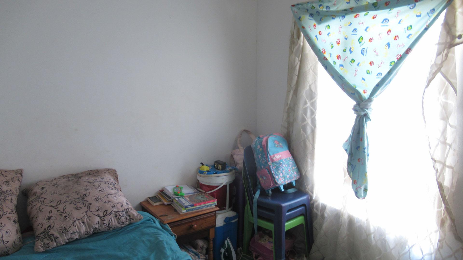 Bed Room 1 - 9 square meters of property in Savanna City