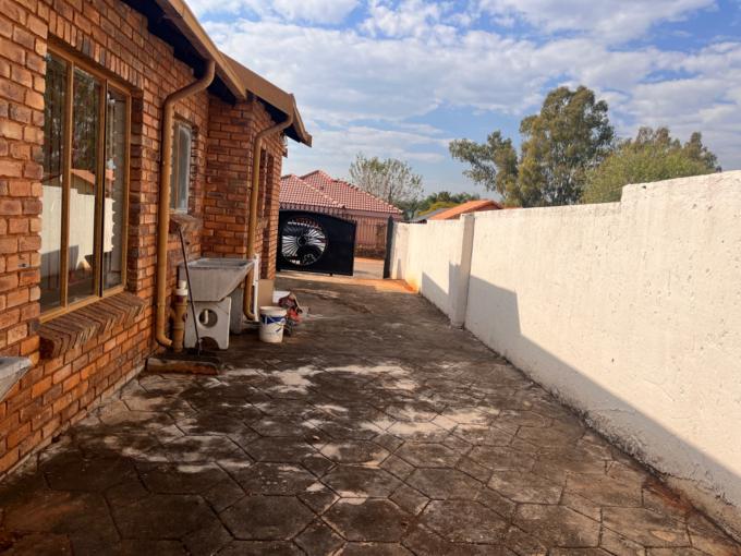 Houses For Sale in Philip Nel Park MyRoof.co.za