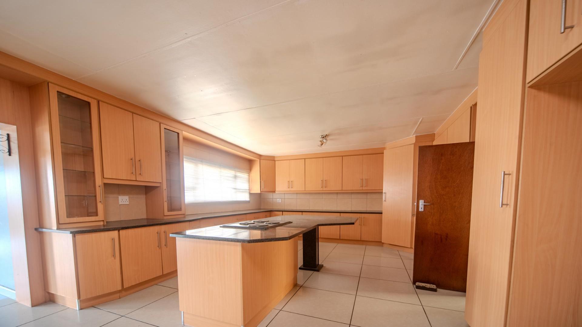 Kitchen of property in Standerton