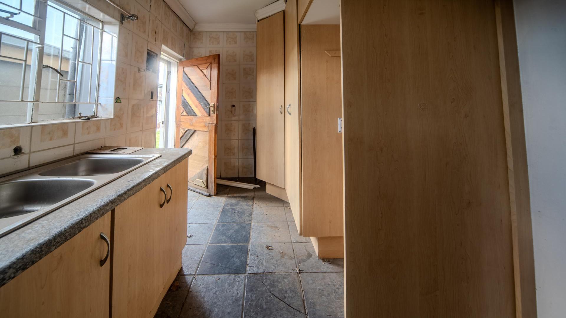 Scullery of property in Standerton