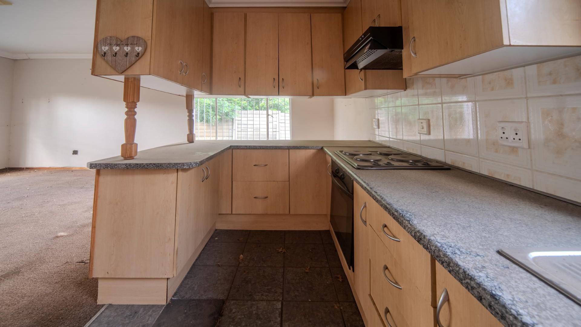 Kitchen of property in Standerton