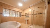 Bathroom 1 of property in Standerton