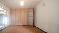 Bed Room 1 of property in Standerton
