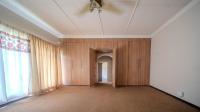 Main Bedroom of property in Standerton