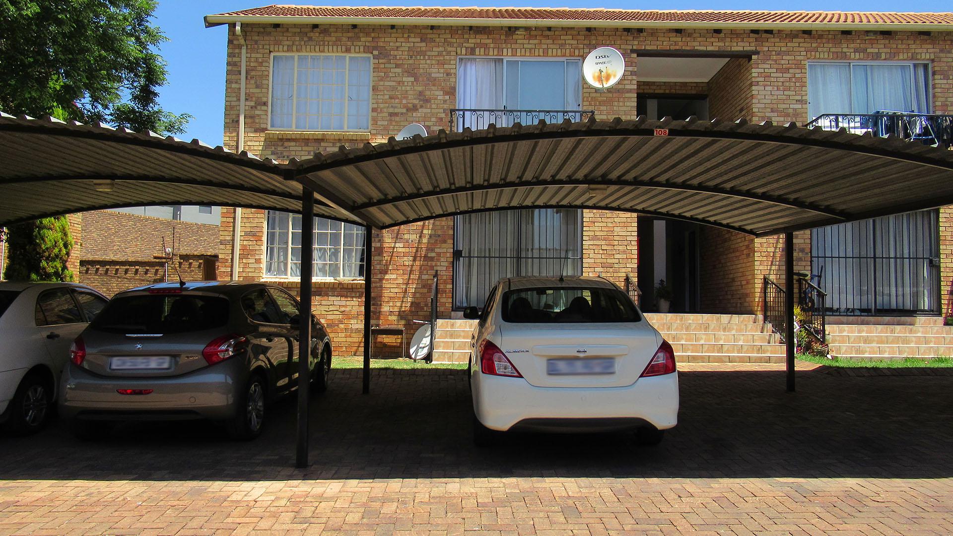 Front View of property in Northgate (JHB)