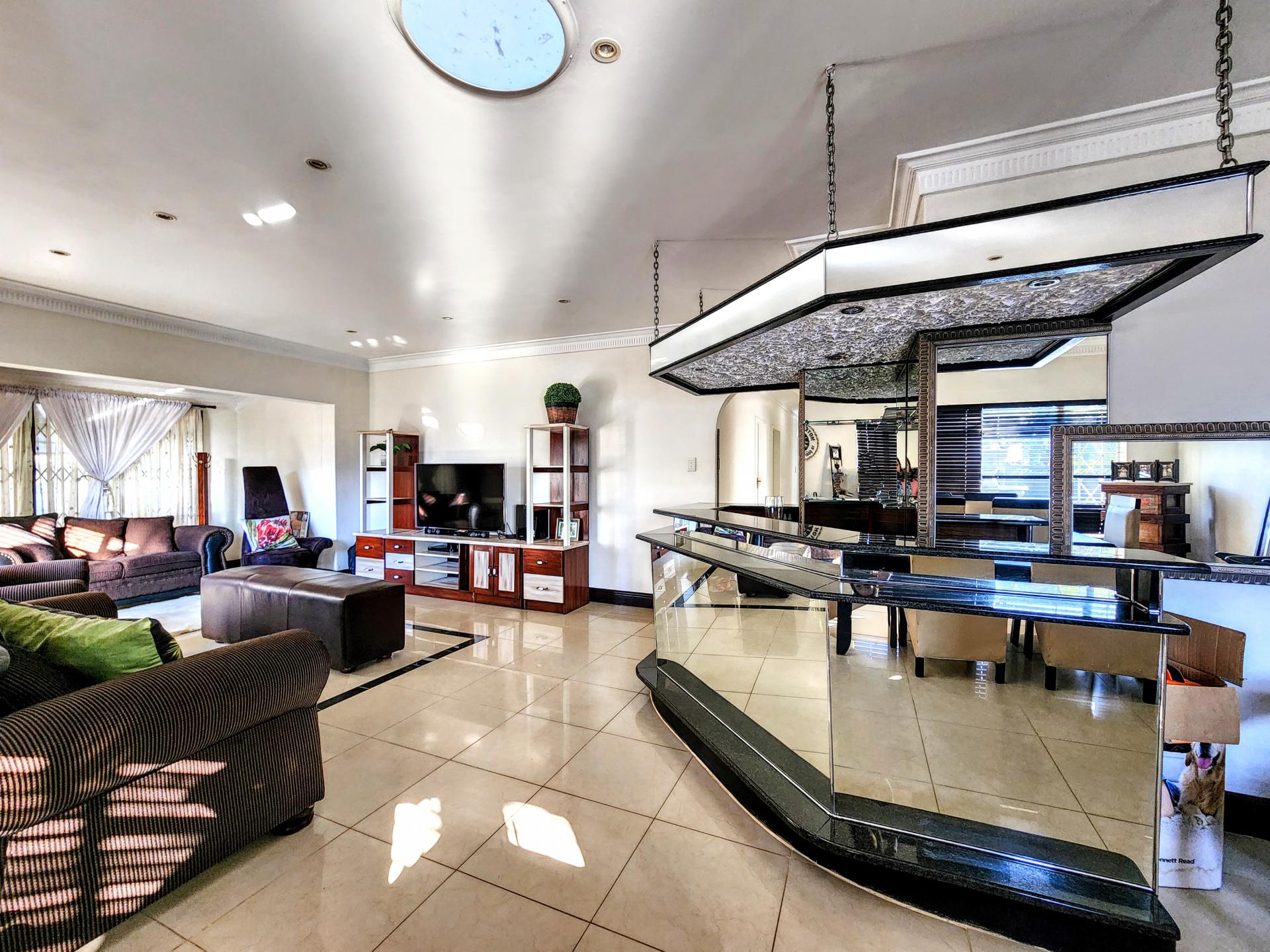 3 Bedroom House for Sale For Sale in Queenswood MR579012