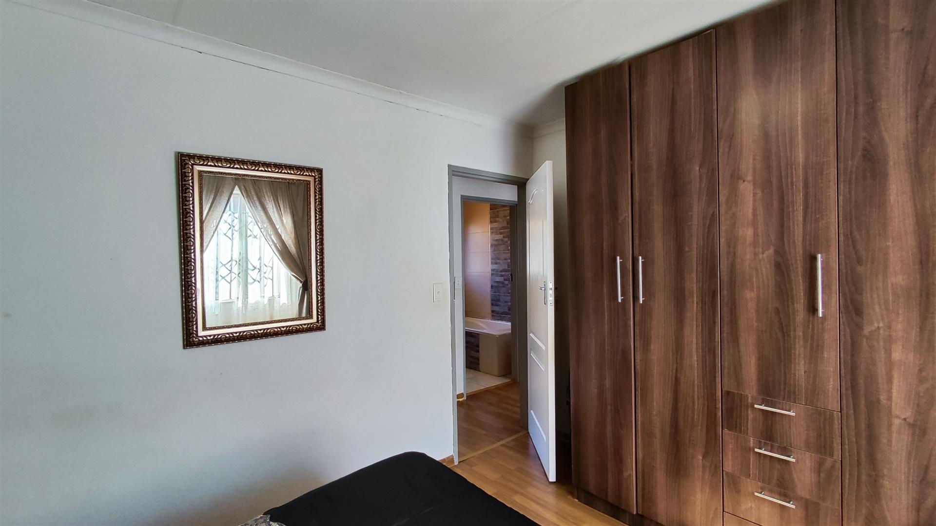 Bed Room 2 - 13 square meters of property in Mayfield