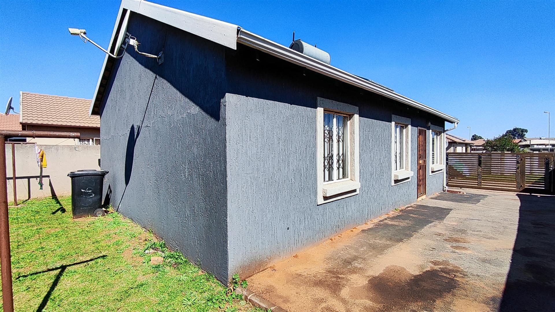 Backyard of property in Mayfield