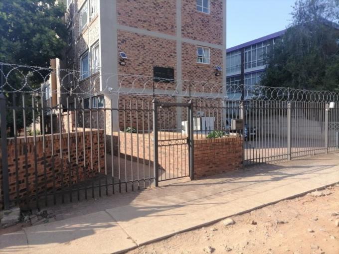 2 Bedroom Apartment for Sale For Sale in Pretoria North - MR579195