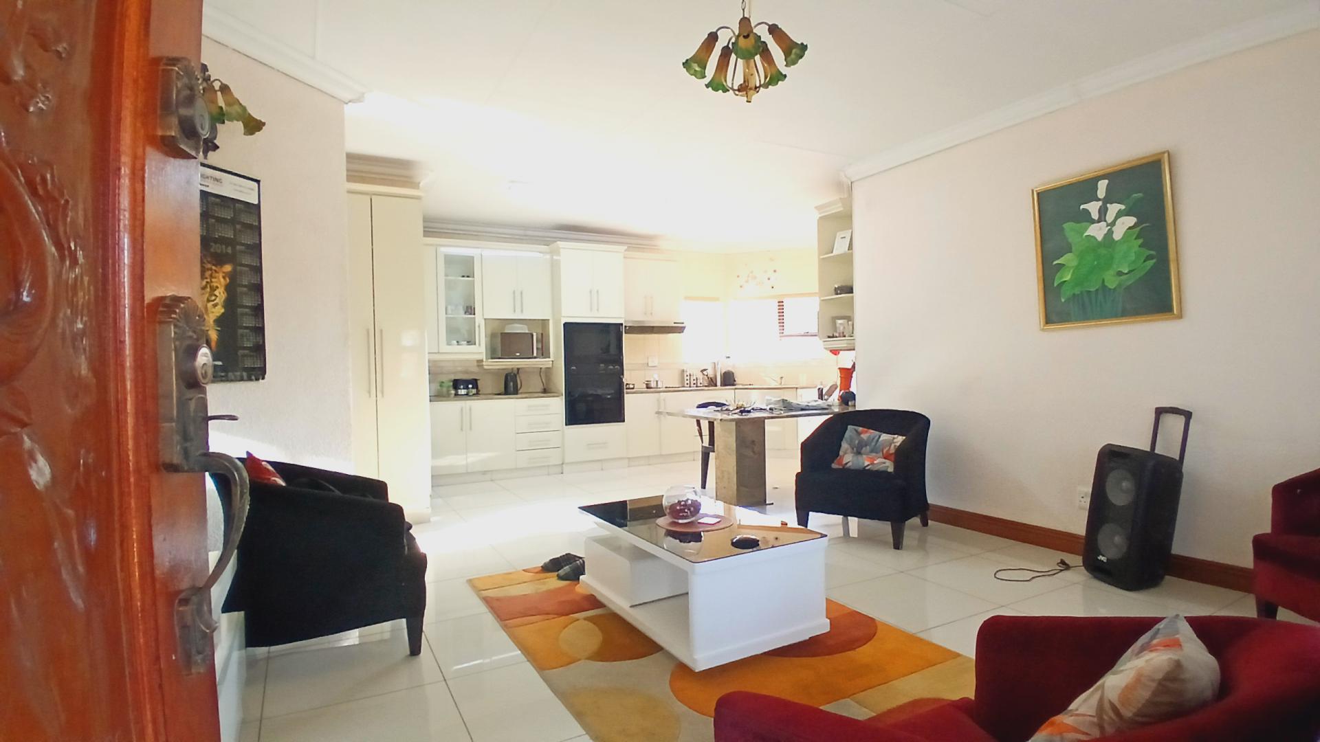 Lounges of property in Fochville