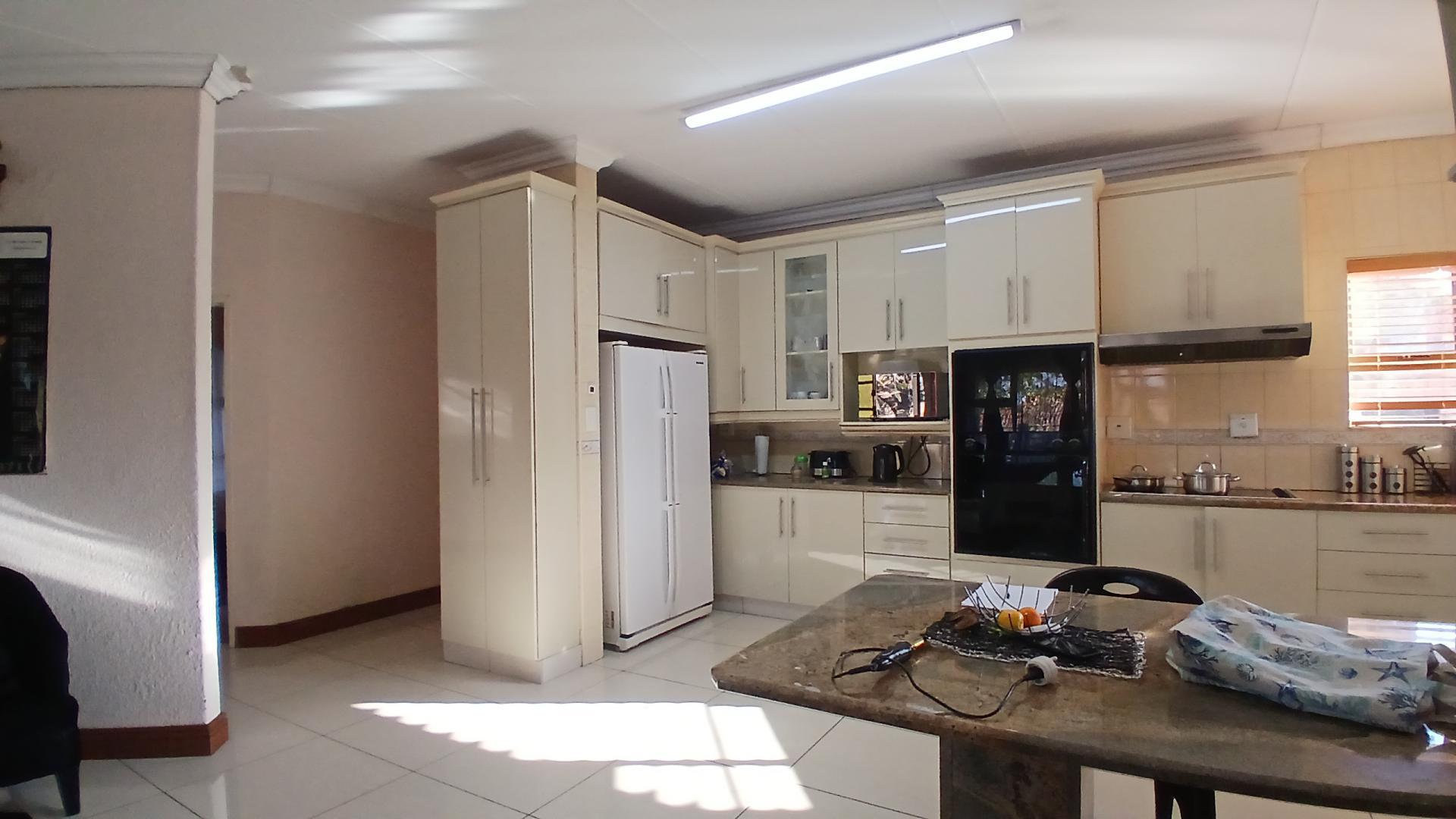Kitchen of property in Fochville