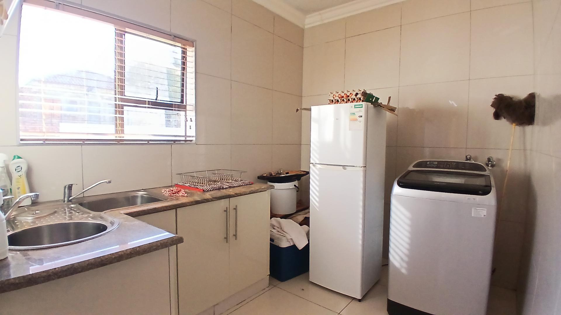 Scullery of property in Fochville