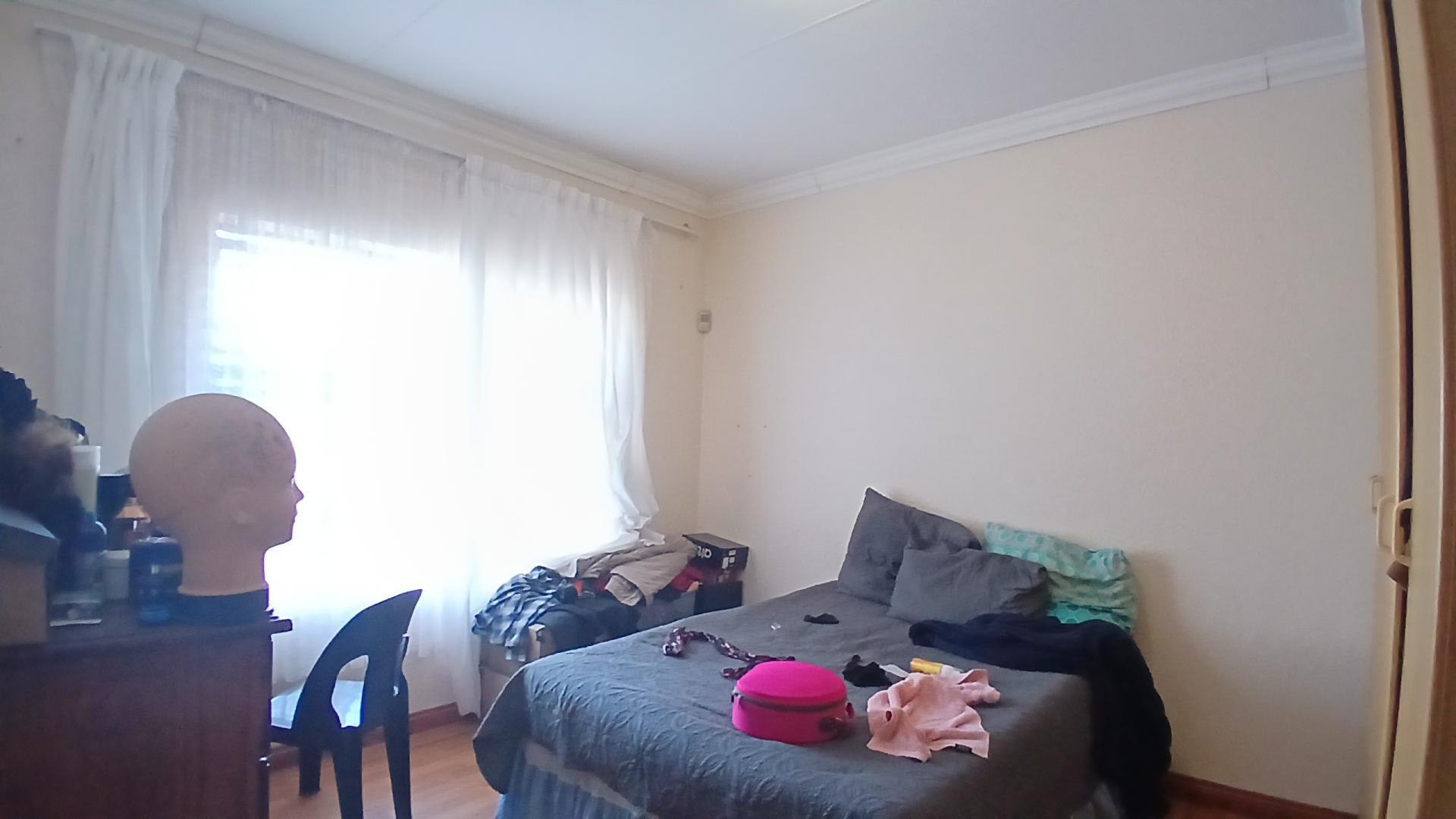 Bed Room 2 of property in Fochville