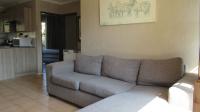 Lounges - 9 square meters of property in Randpark Ridge