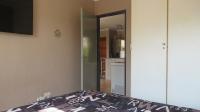 Main Bedroom - 10 square meters of property in Randpark Ridge