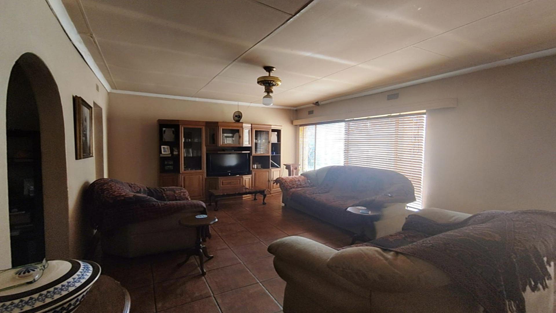 Lounges of property in Sunair Park