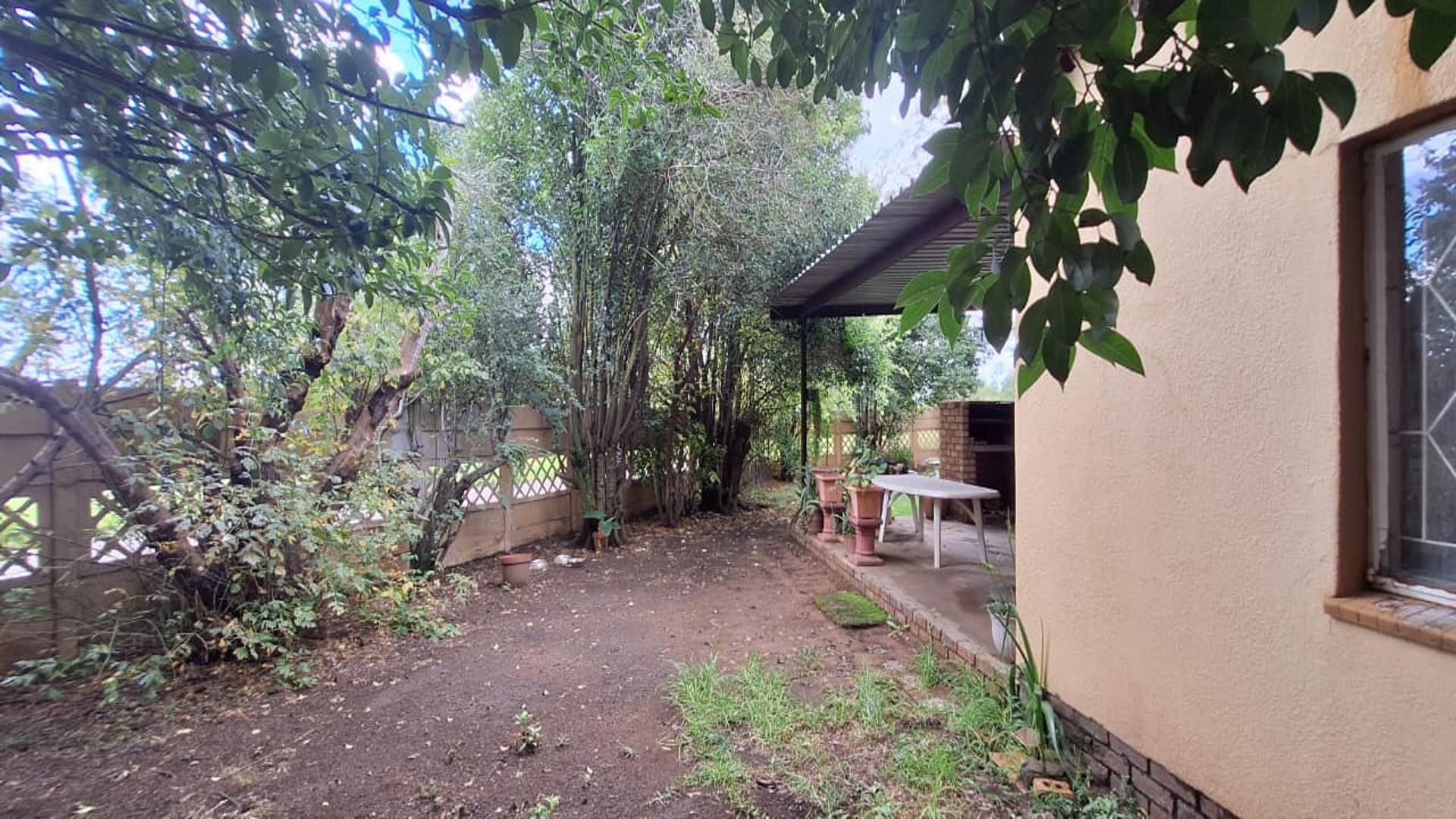 Backyard of property in Sunair Park