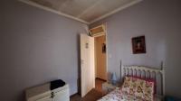 Bed Room 1 - 10 square meters of property in Sunair Park