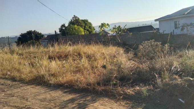 Land for Sale For Sale in Padianagar - MR579322