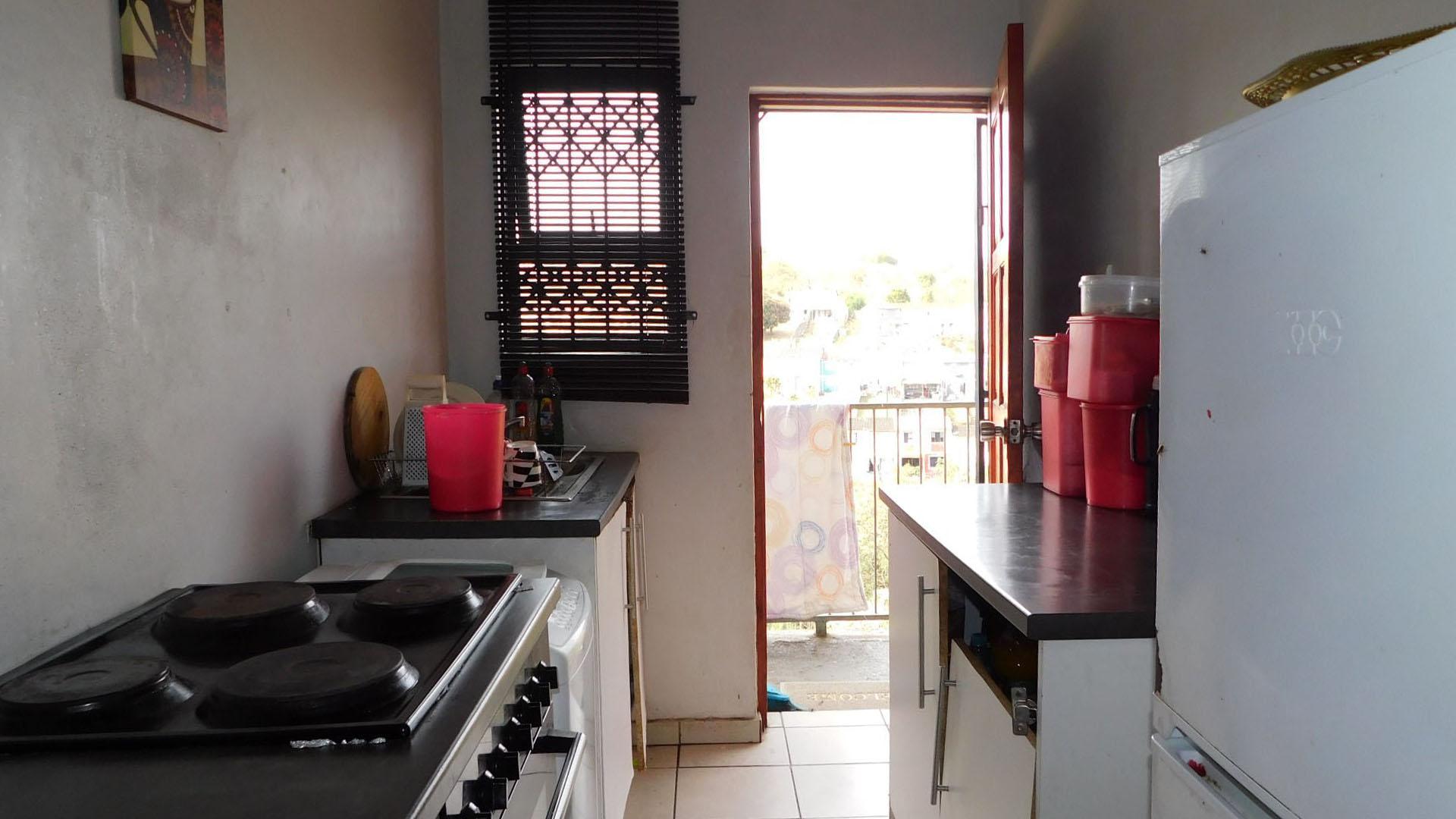 Kitchen - 7 square meters of property in Newlands East