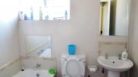 Bathroom 1 - 4 square meters of property in Kleinfontein