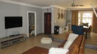 Lounges - 30 square meters of property in Little Falls