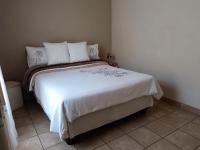 Bed Room 1 of property in Sky City