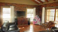 Lounges - 34 square meters of property in Driefontein