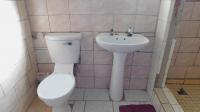 Main Bathroom - 5 square meters of property in Panorama Gardens