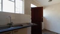 Kitchen - 27 square meters of property in Eldoraigne