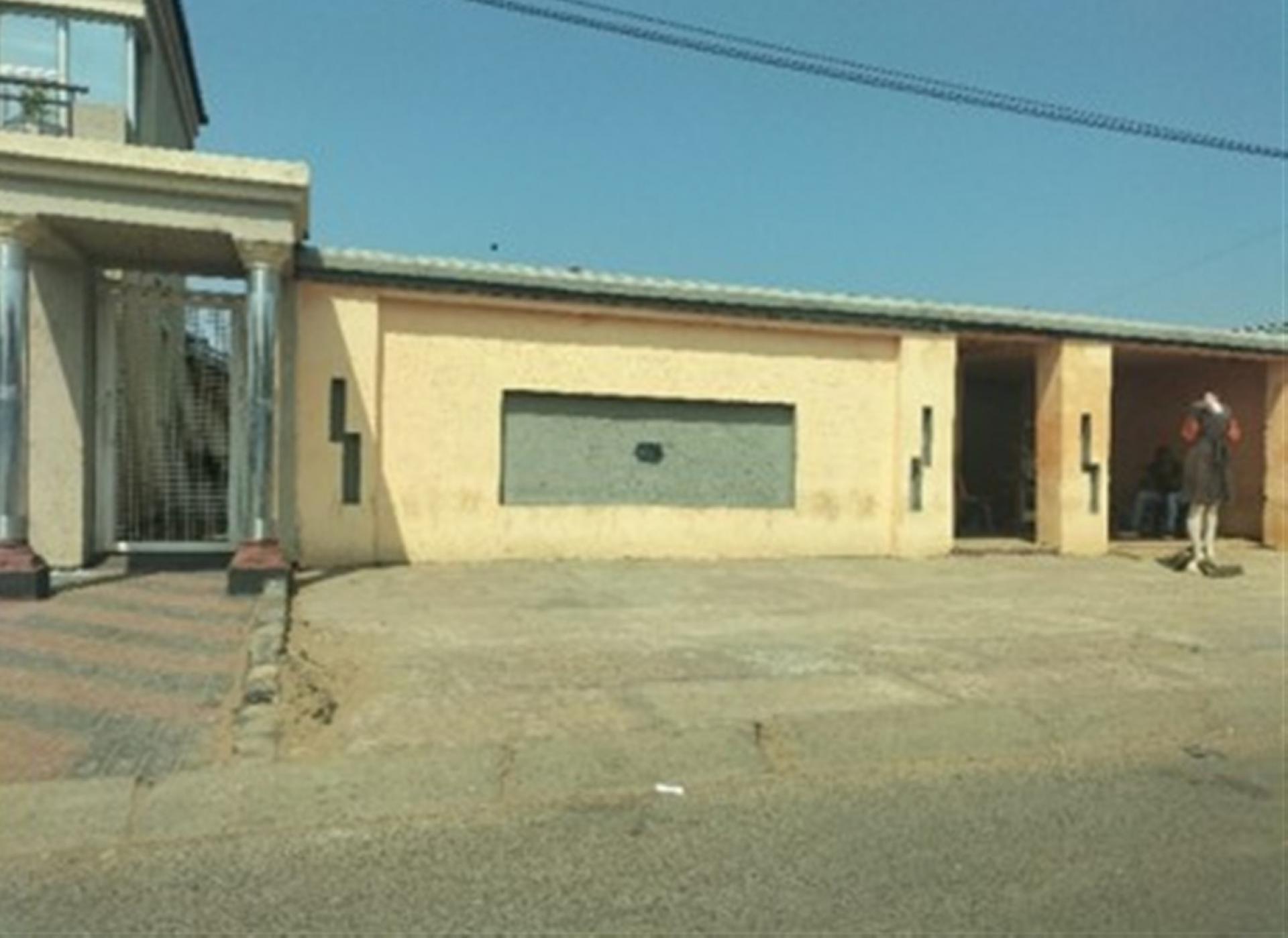 Front View of property in Protea Glen