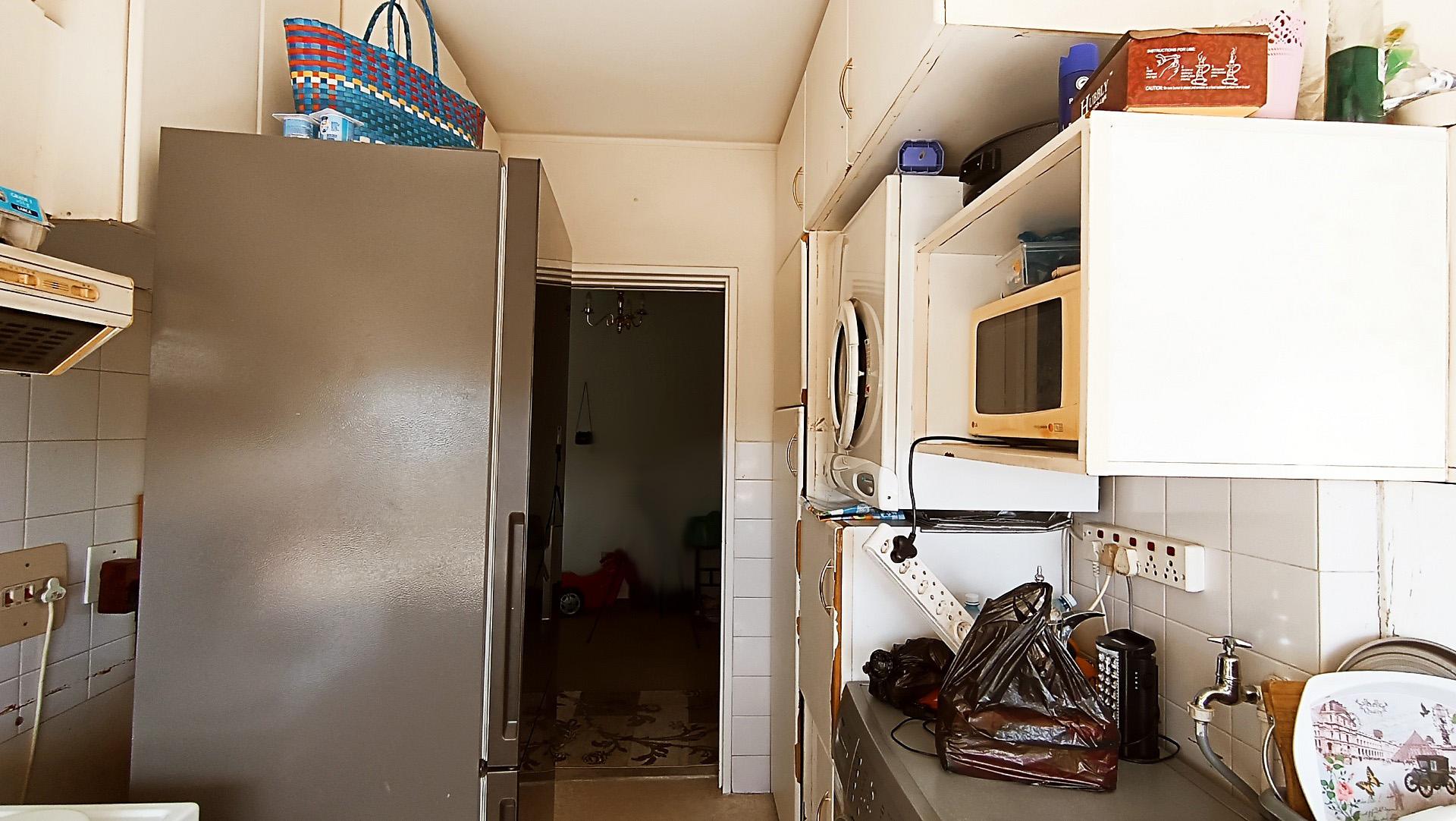 Kitchen - 8 square meters of property in Bellville