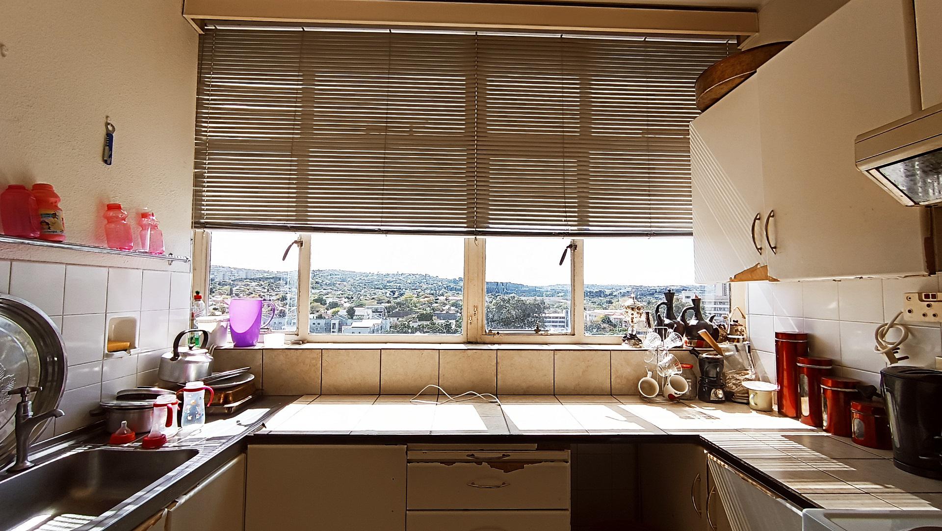 Kitchen - 8 square meters of property in Bellville