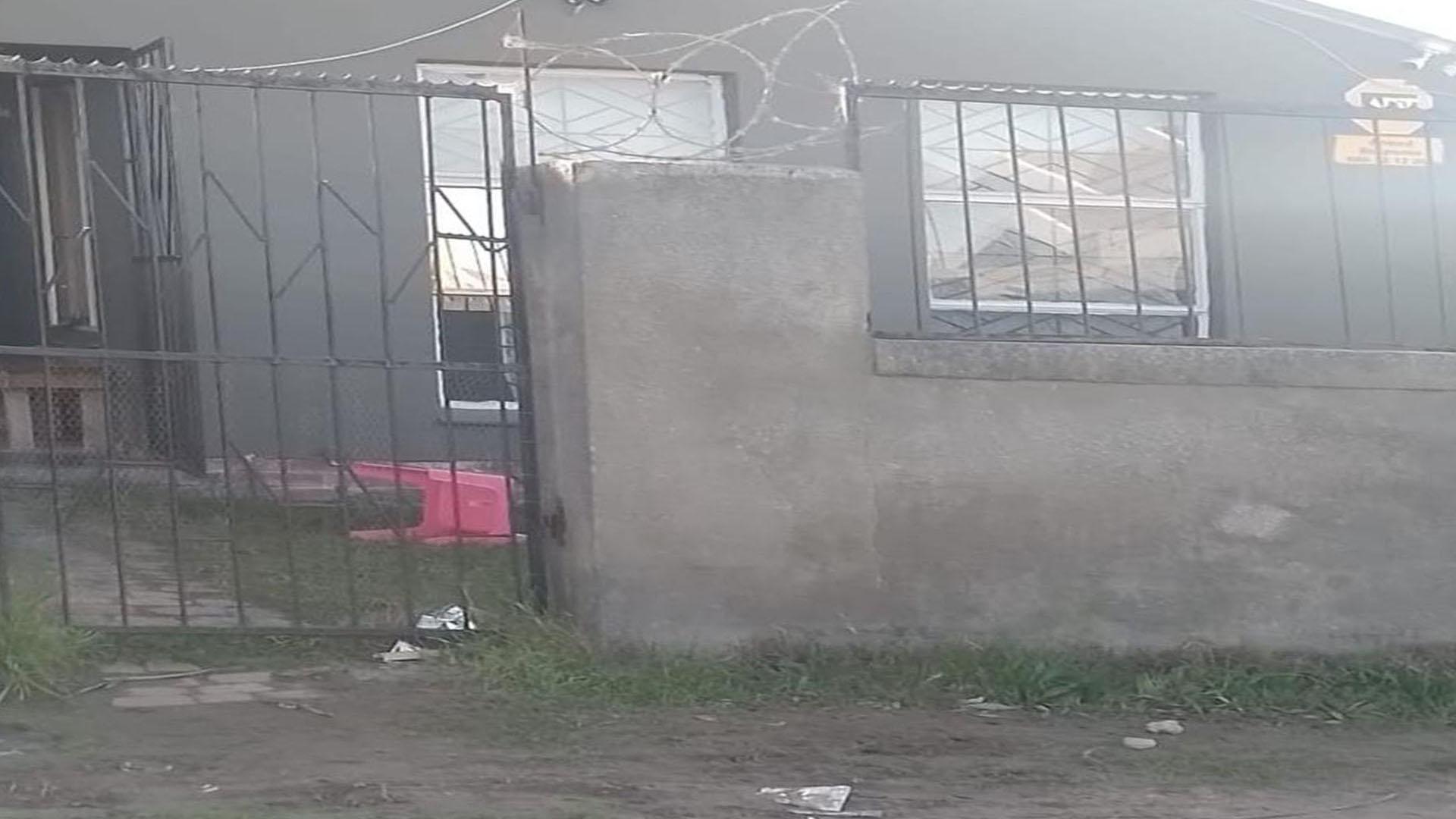 FNB Quick Sell 4 Bedroom House for Sale in Devon Park MR57