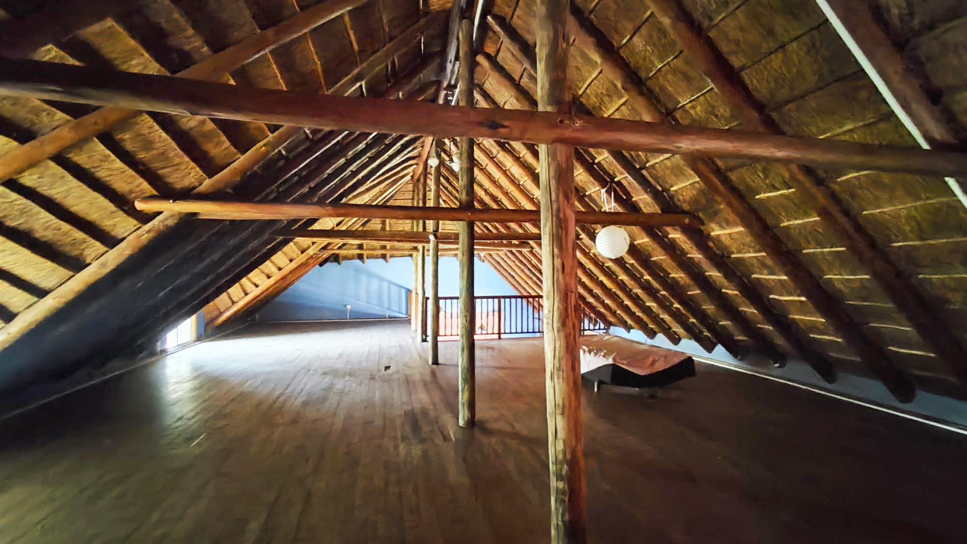 Spaces - 45 square meters of property in Vaalmarina