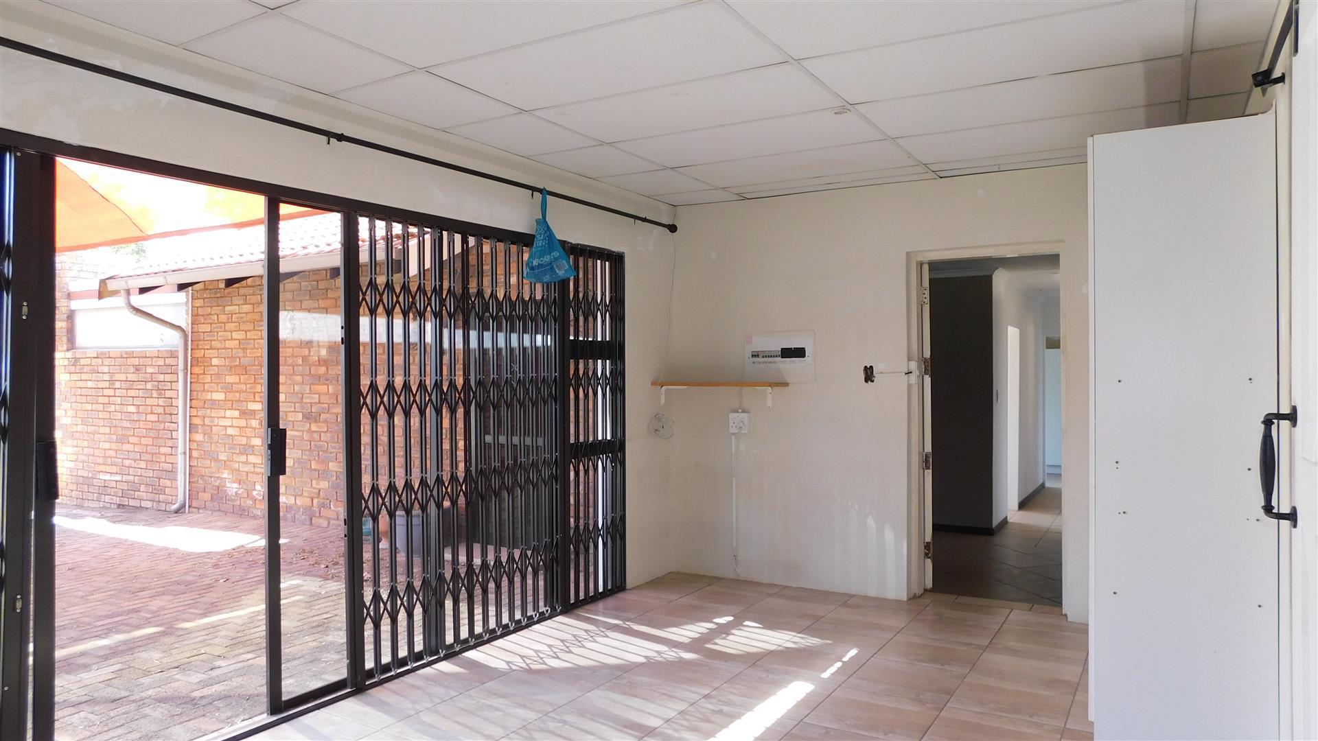 Rooms - 20 square meters of property in Thatchfield Gardens