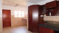 Kitchen - 12 square meters of property in Thatchfield Gardens