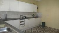 Kitchen - 16 square meters of property in Burgershoop 