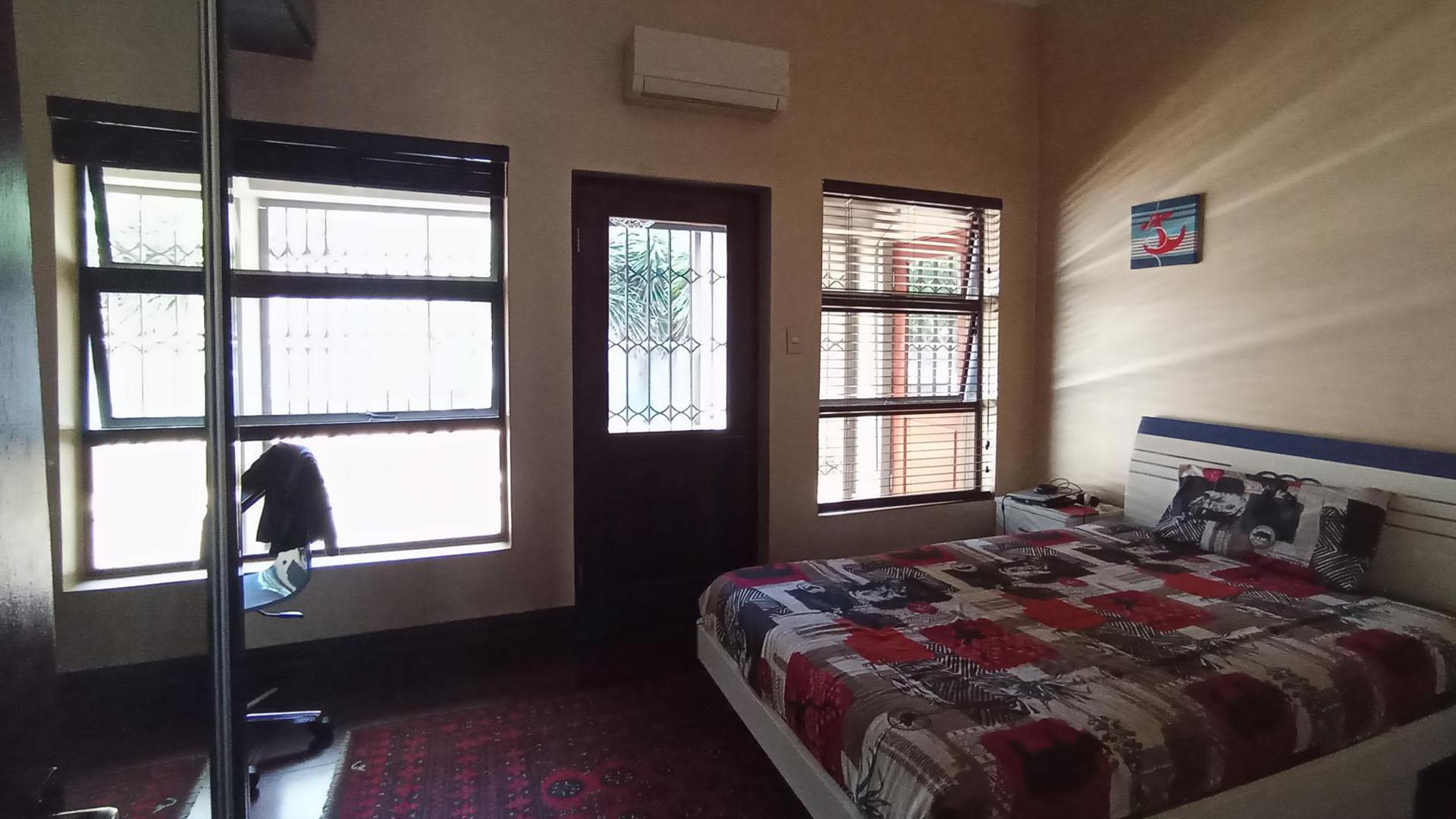 Bed Room 3 - 13 square meters of property in Raslouw