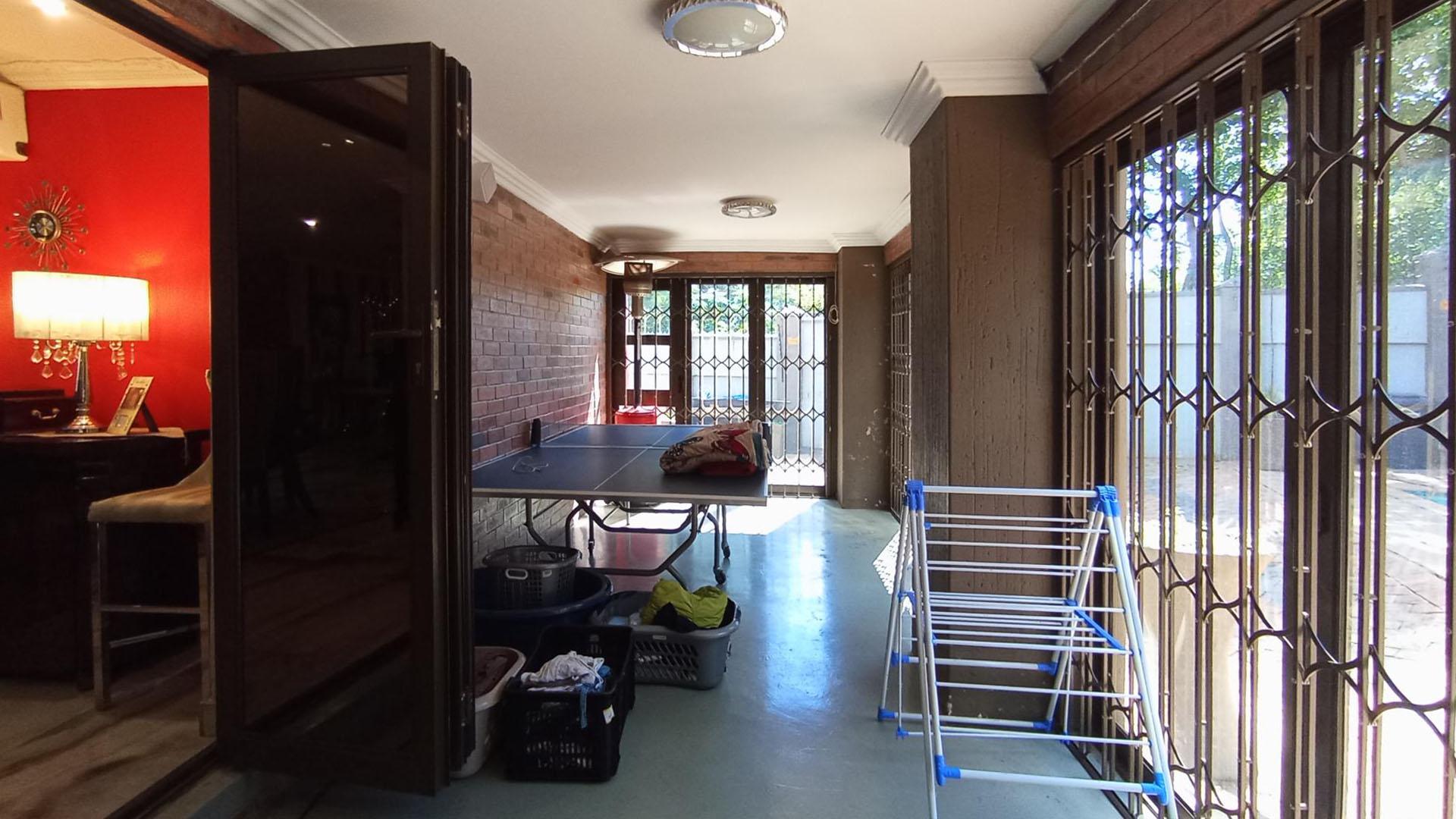 Patio - 49 square meters of property in Raslouw