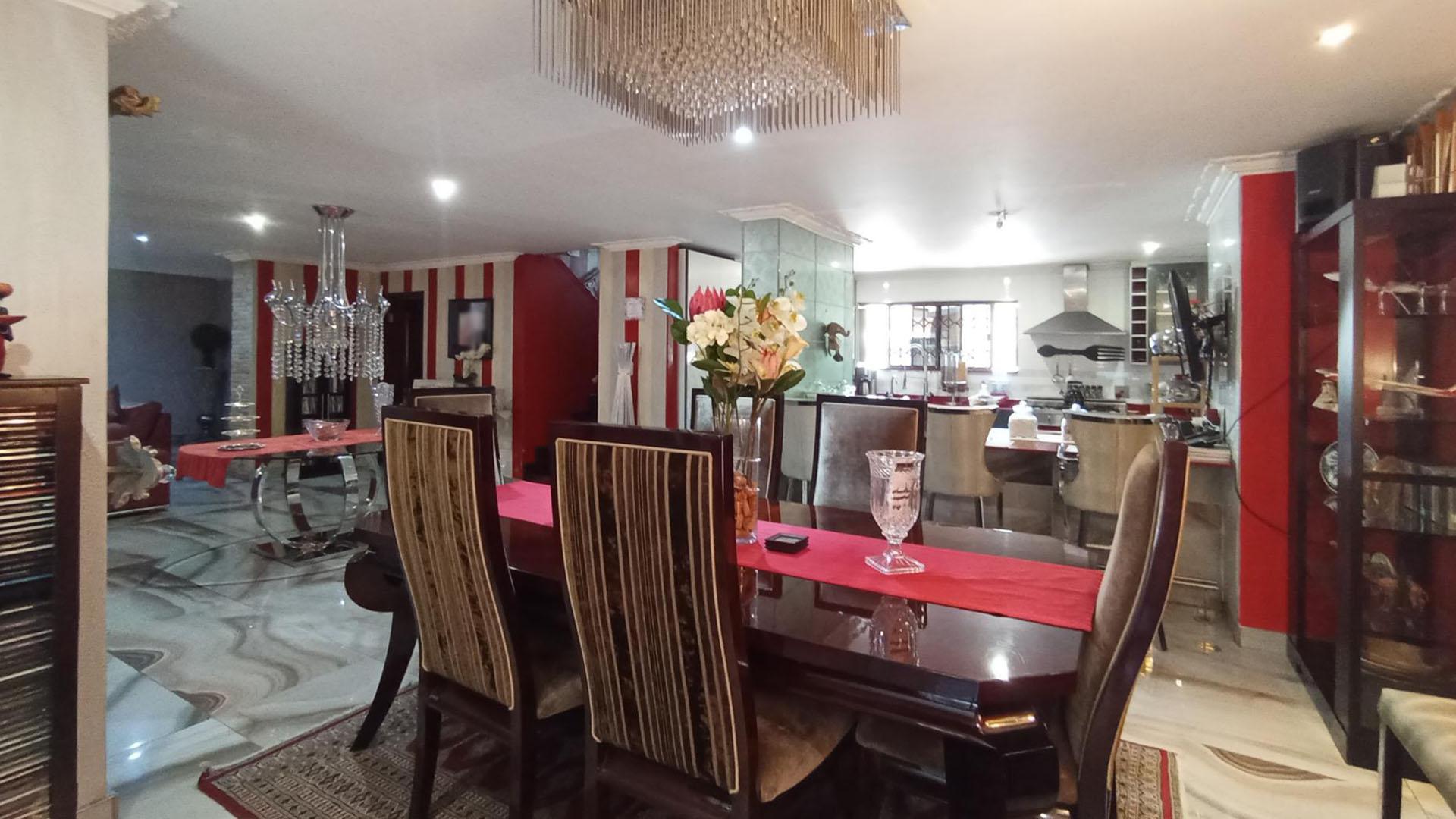 Dining Room - 41 square meters of property in Raslouw