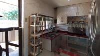 Scullery - 12 square meters of property in Raslouw