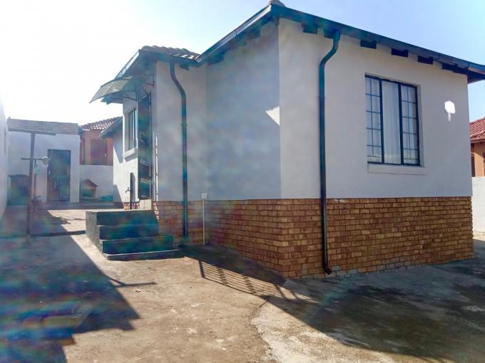 3 Bedroom House for Sale For Sale in Atteridgeville - MR580441