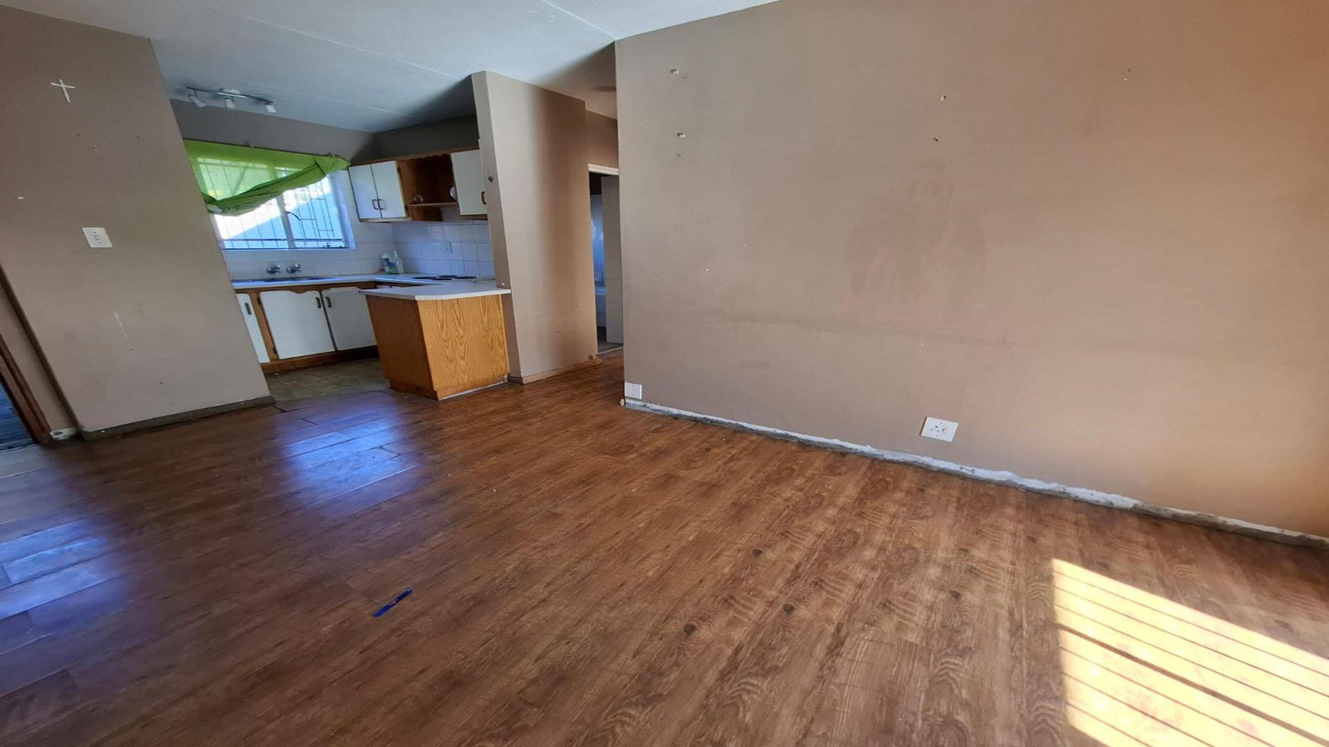 Lounges of property in Bloemfontein