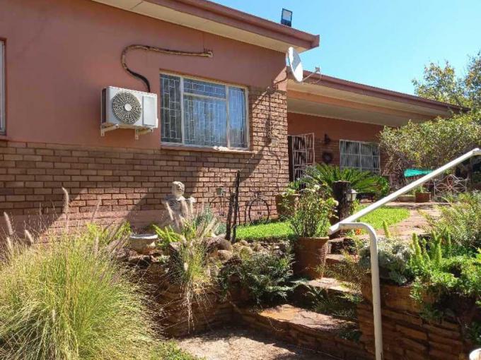 3 Bedroom House for Sale For Sale in Danielskuil MR580521